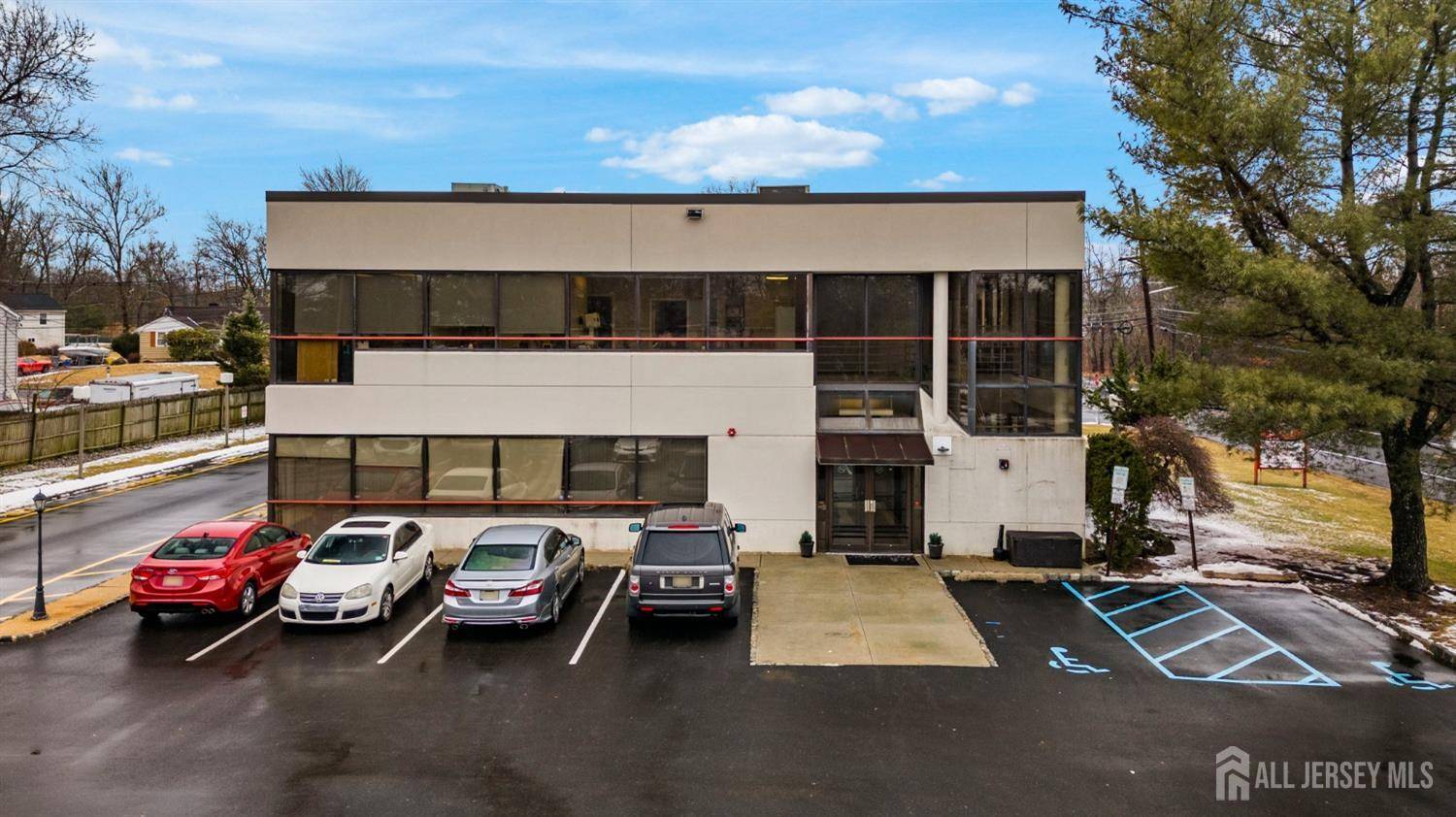 South Brunswick, NJ 08824,3270 NJ 27 AVE