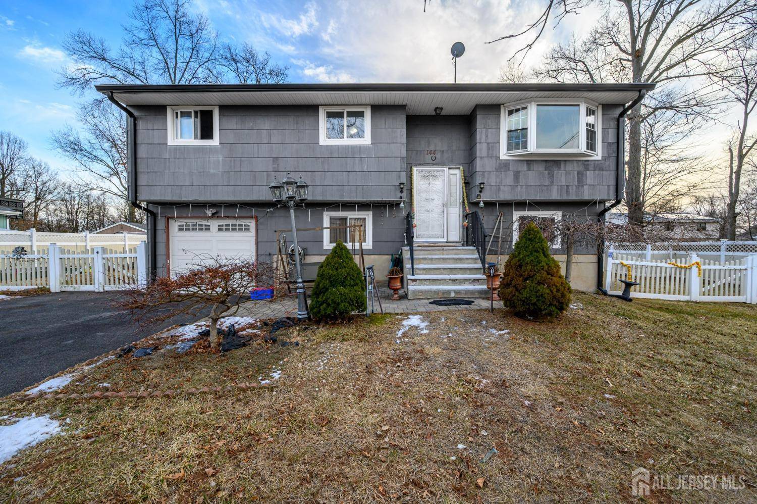 144 Mountain AVE, Piscataway, NJ 08854