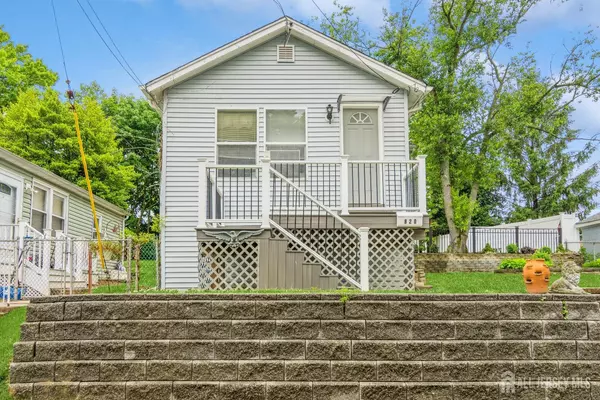 820 Forrest AVE,  Old Bridge,  NJ 08879