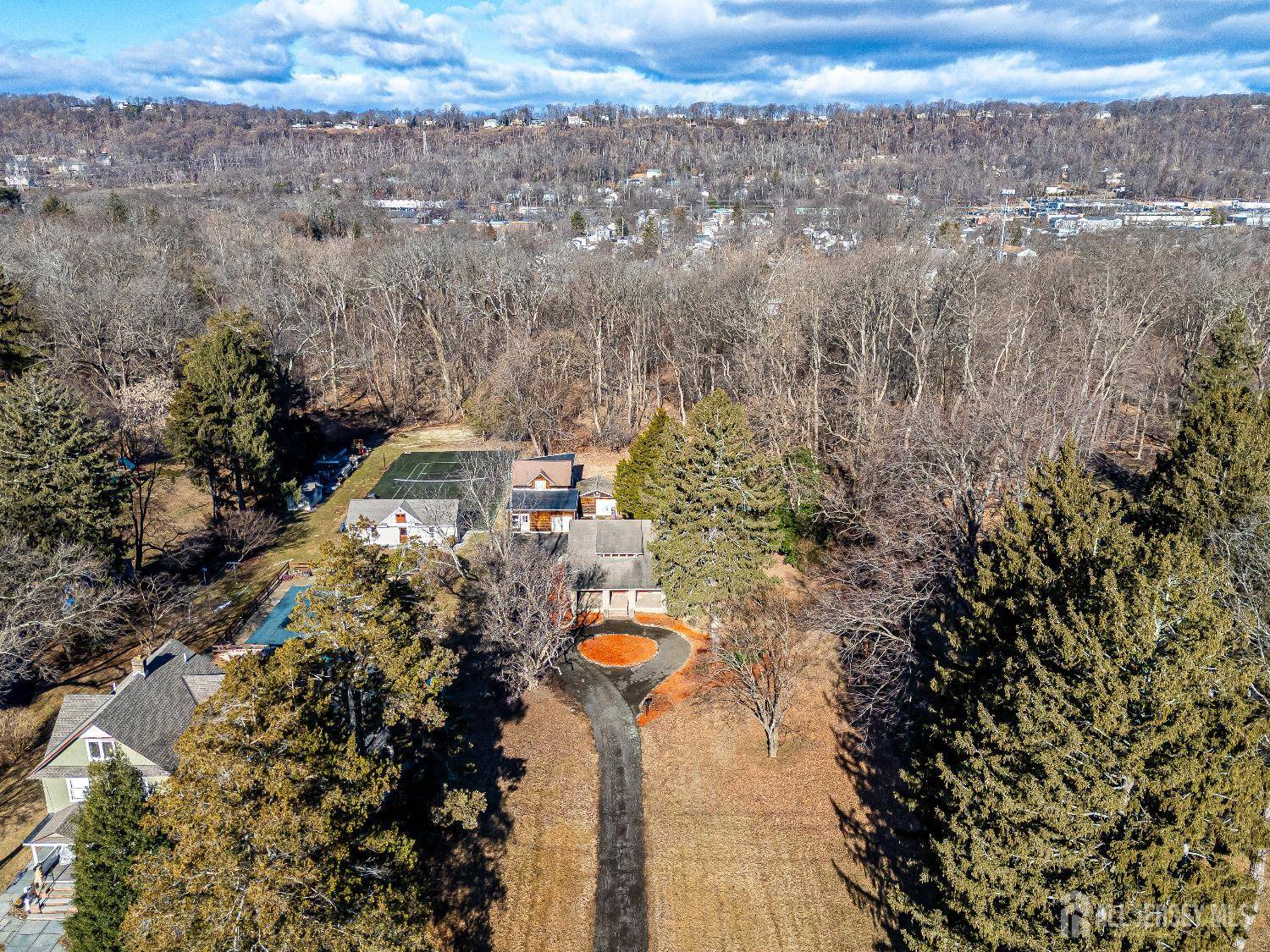 Dunellen, NJ 08812,404 Mountainview TER
