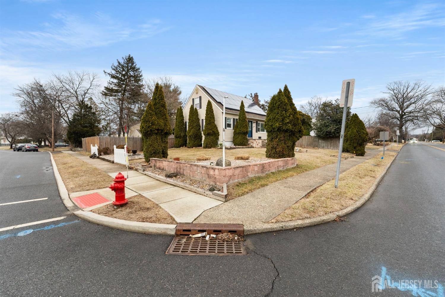 South Plainfield, NJ 07080,341 Oak Tree AVE