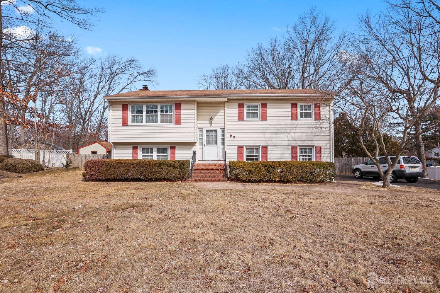 East Brunswick, NJ 08816,57 Helena ST