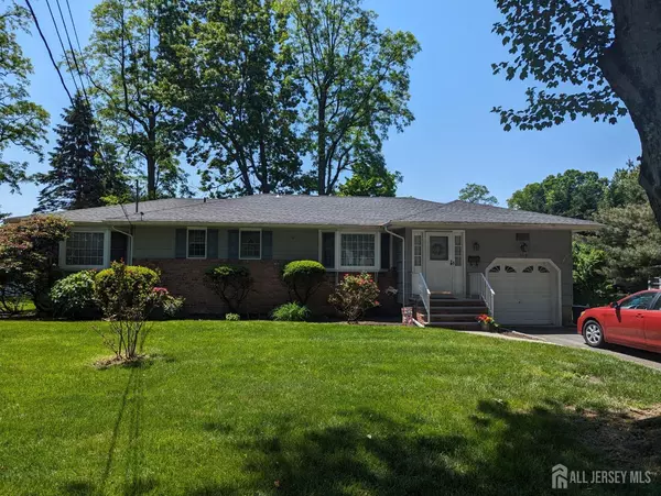 South Plainfield, NJ 07080,209 Eleanor ST