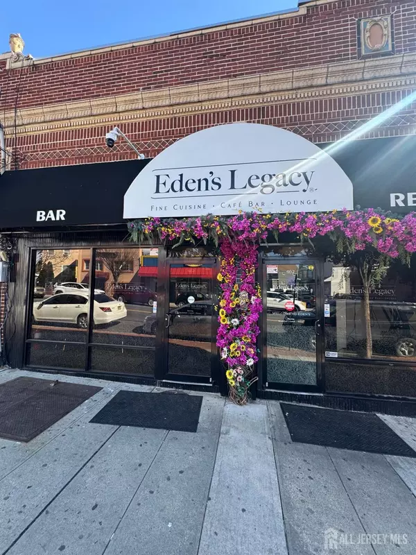 Perth Amboy, NJ 08861,462 Amboy AVE