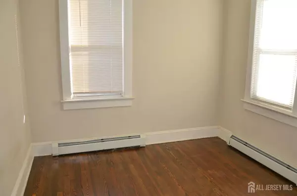 Woodbridge Proper, NJ 07095,179 Decker PL