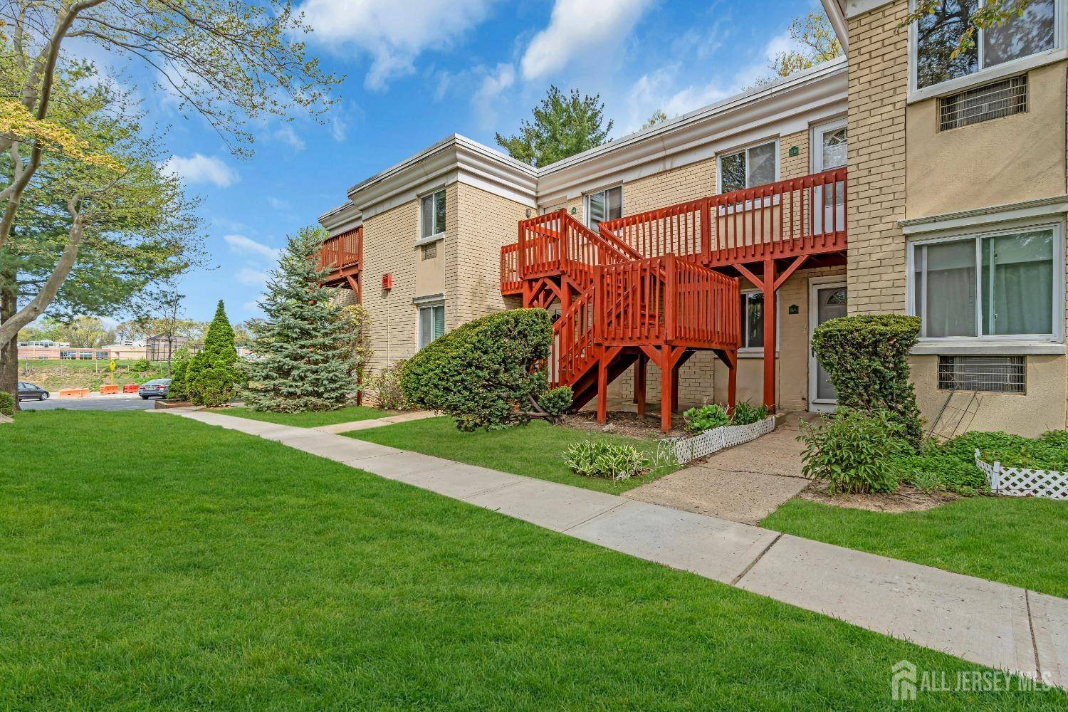 1 Lake AVE #8B, East Brunswick, NJ 08816