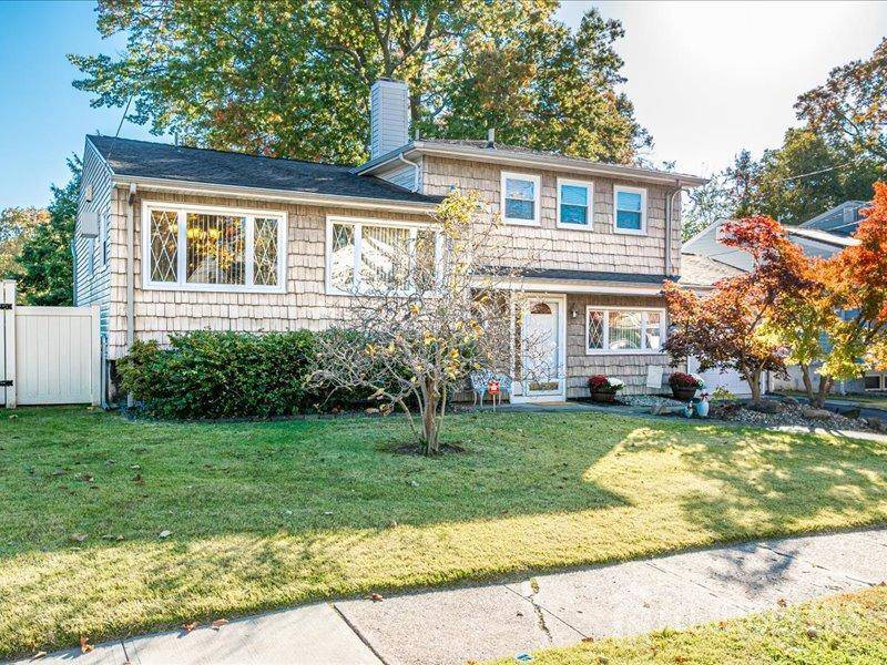 40 Cypress DR, Colonia, NJ 07067