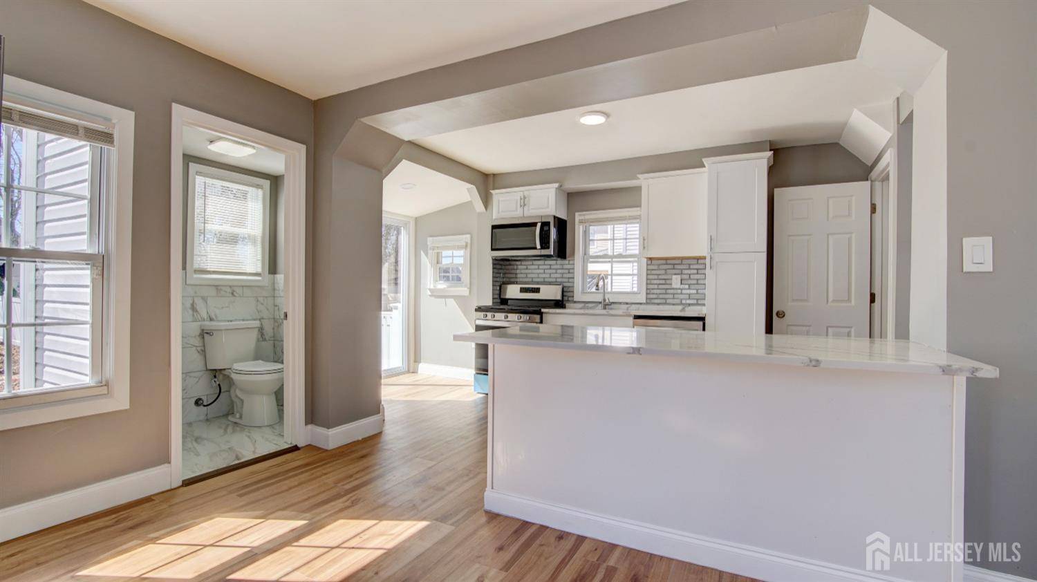 Plainfield, NJ 07063,324 Prescott PL
