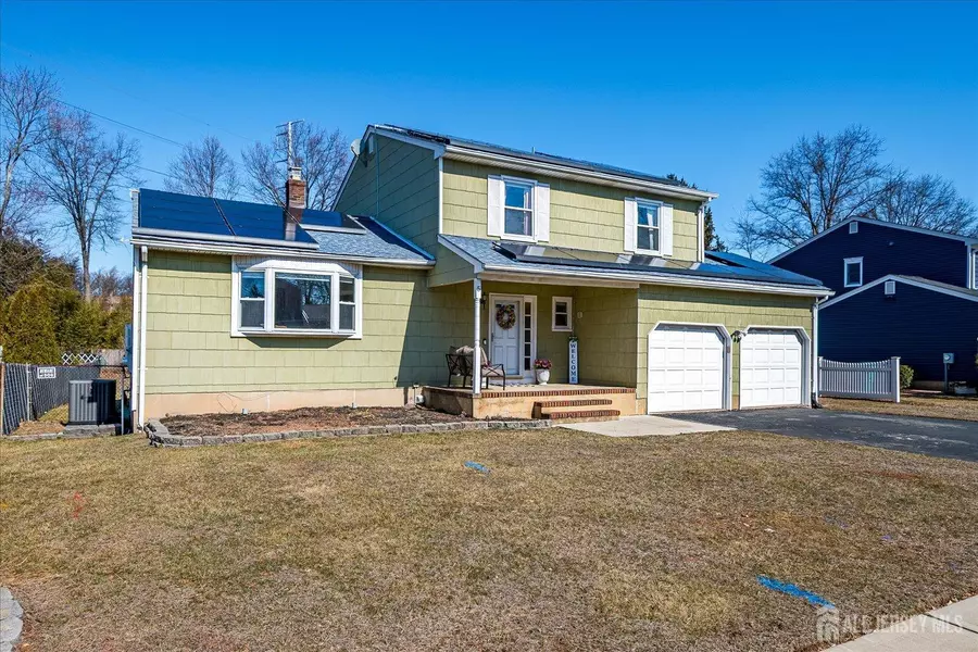 5 Patricia AVE, Edison, NJ 08837