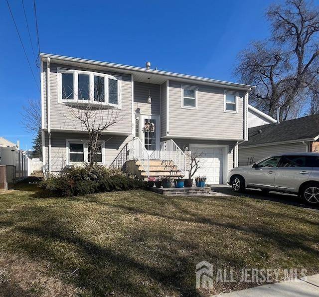 37 Kearney AVE, Keyport, NJ 07735