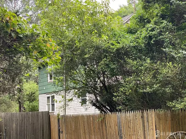 44 Federal RD, Monroe, NJ 08831