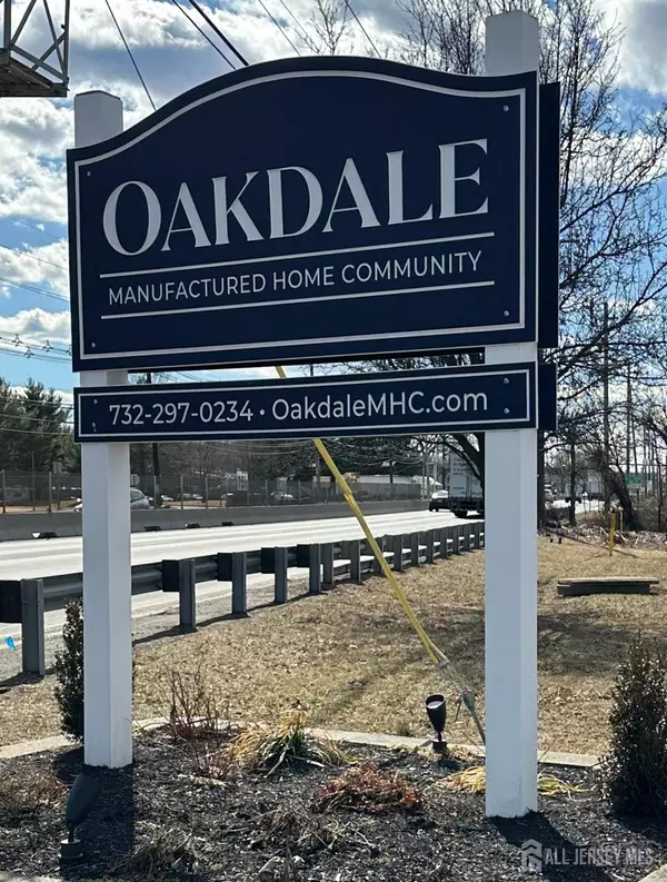 North Brunswick, NJ 08902,46 Oakdale VLG