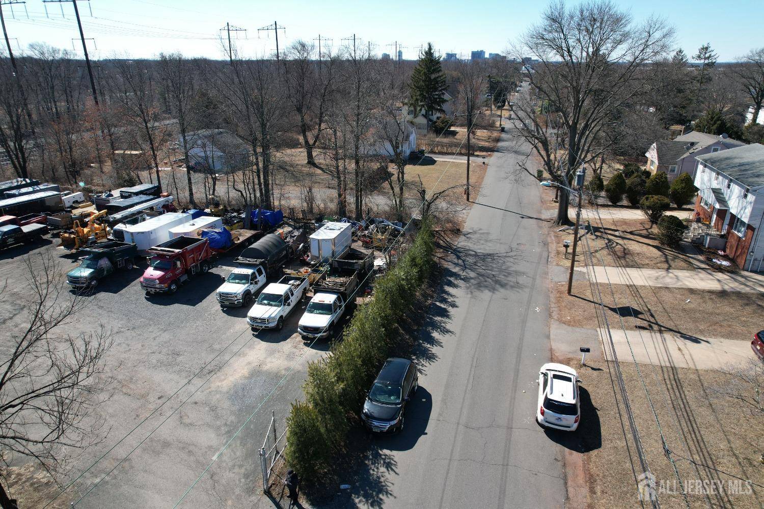 Edison, NJ 08817,12 FAIRVIEW AVE