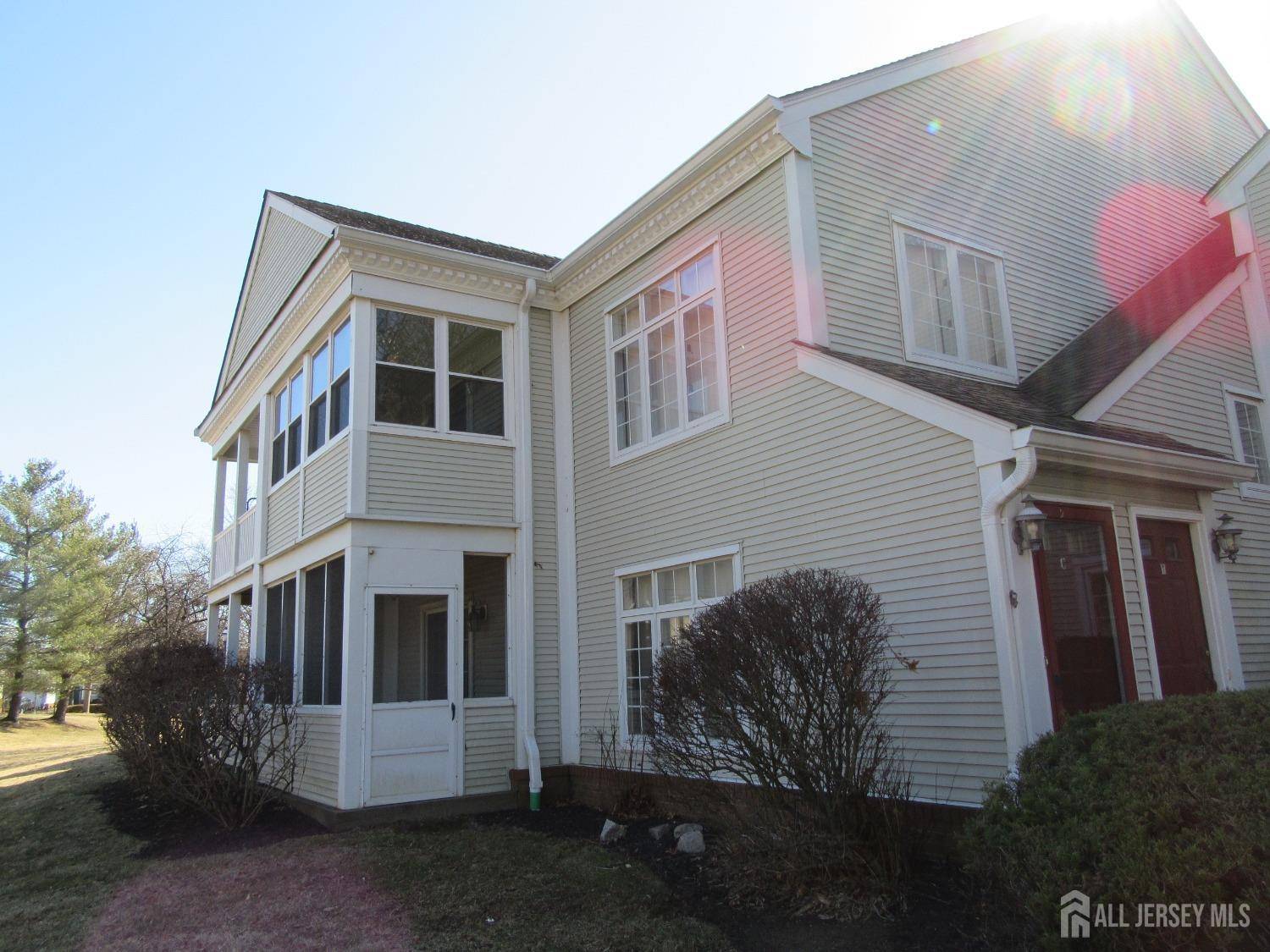 Monroe, NJ 08831,81 Winthrop RD #H