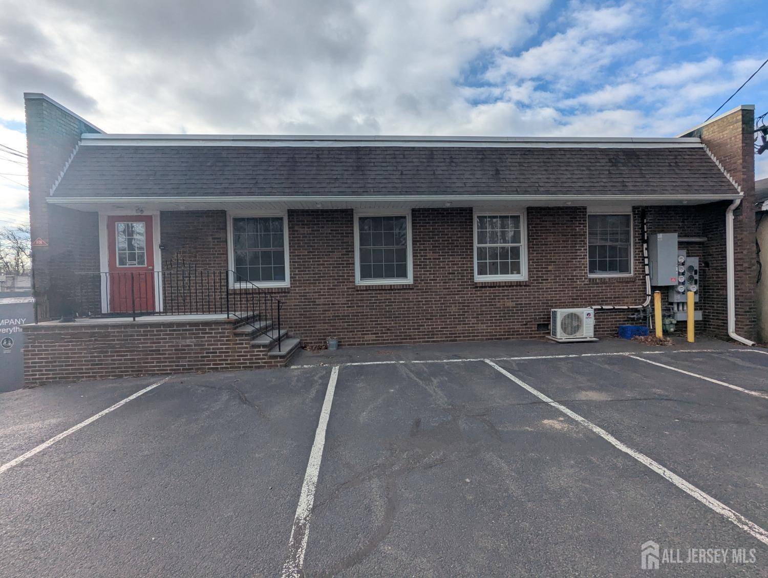 2504 Plainfield , U 2 AVE, Scotch Plains, NJ 07076