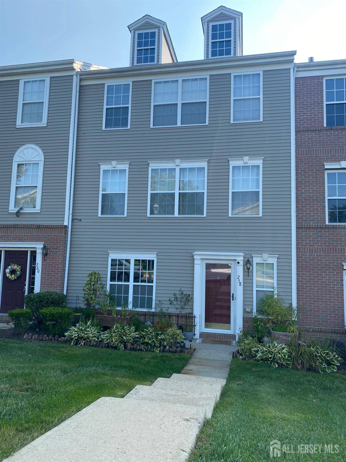 258 Nathan BLVD, Parlin, NJ 08859