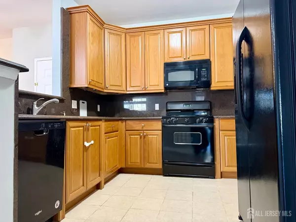 Edison, NJ 08837,3214 Edward Stec BLVD