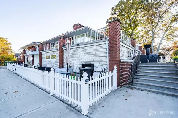 Sayreville, NJ 08872,1 Ridge AVE