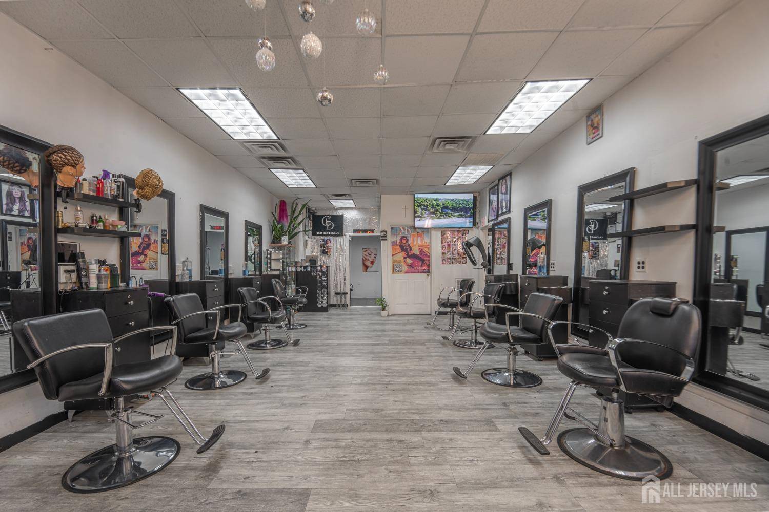 Perth Amboy, NJ 08861,349 Oak ST E