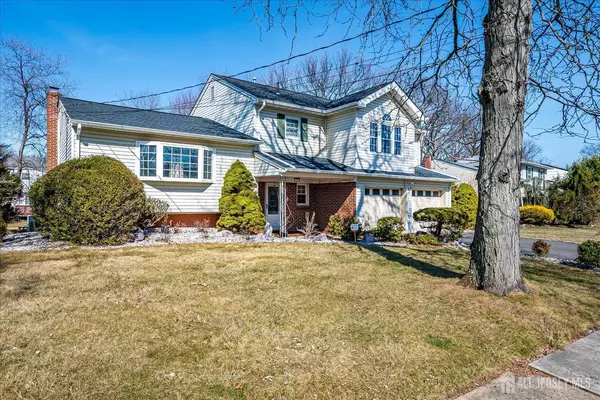 Edison, NJ 08820,47 Lynnwood RD