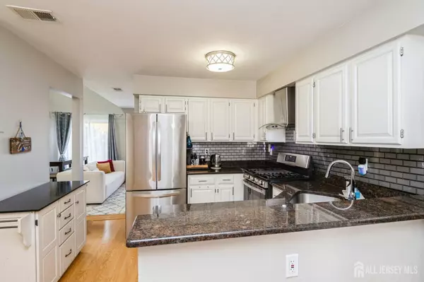 South Brunswick, NJ 08852,94 Jill CT