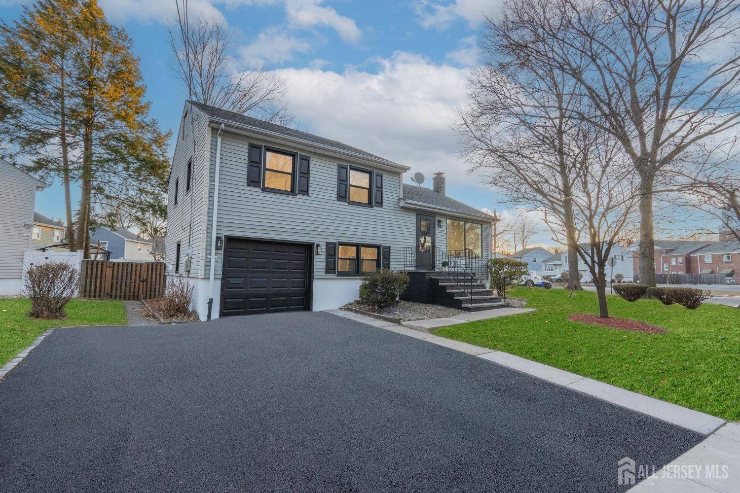 270 Huguenot AVE, Union Twp, NJ 07083