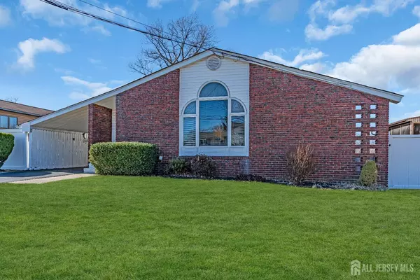 Old Bridge, NJ 07735,57 Woodshore W