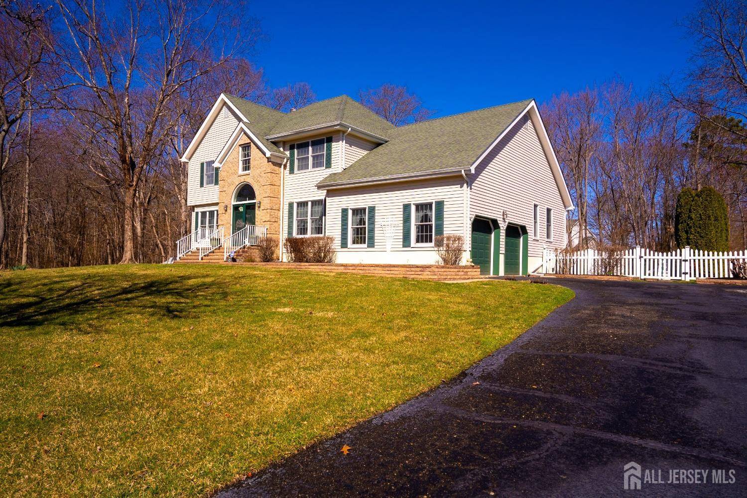 Monroe, NJ 08831,4 Eric CT