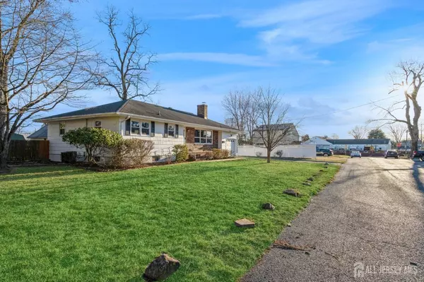 Middlesex, NJ 08846,93 Conover PL