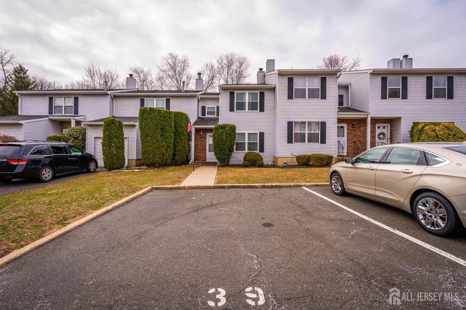 39 Hemlock DR #248, Jamesburg, NJ 08831