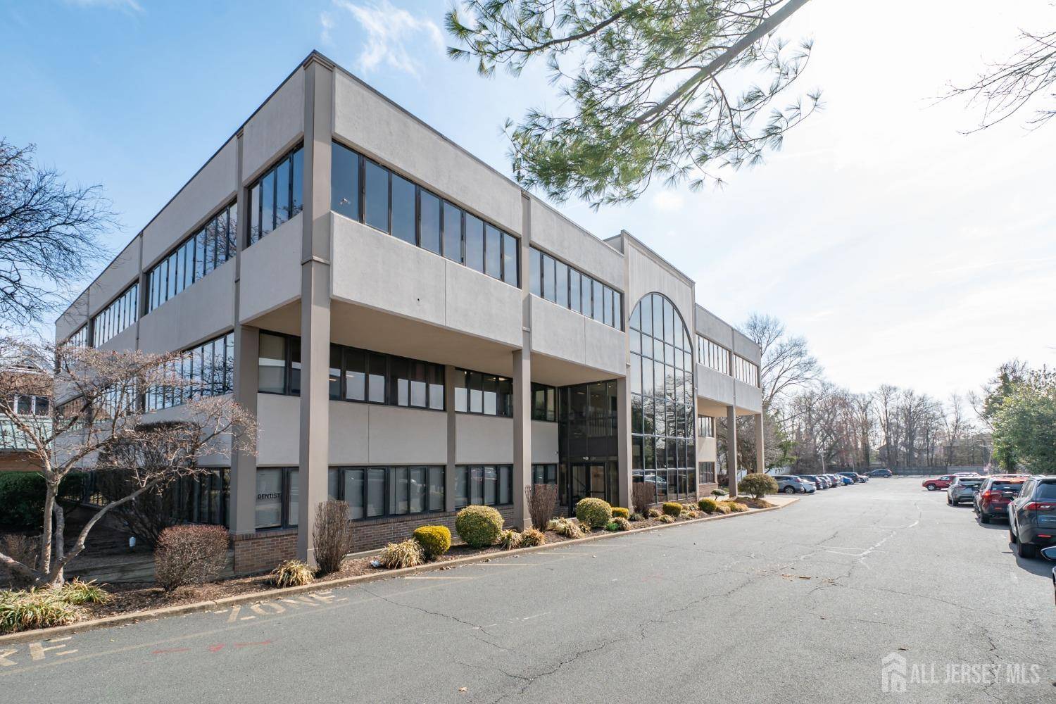 North Brunswick, NJ 08902,622 Georges RD #1-2