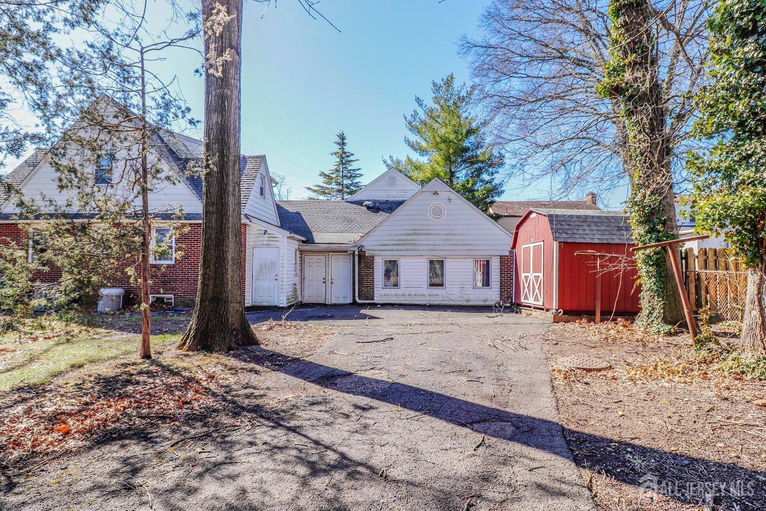 Edison, NJ 08837,10 Franklin AVE