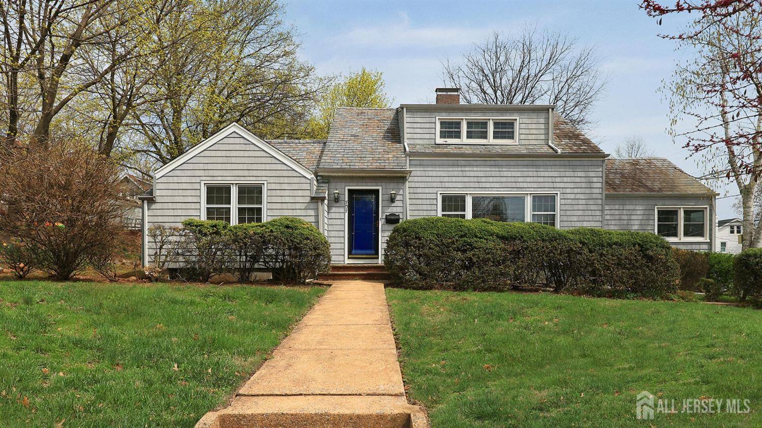 707 S 1st AVE, Highland Park, NJ 08904