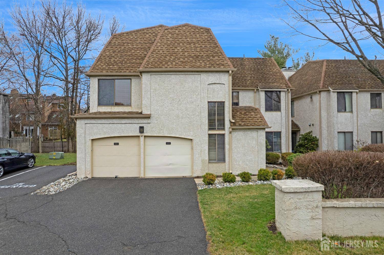 16 Nicole TER, Edison, NJ 08820