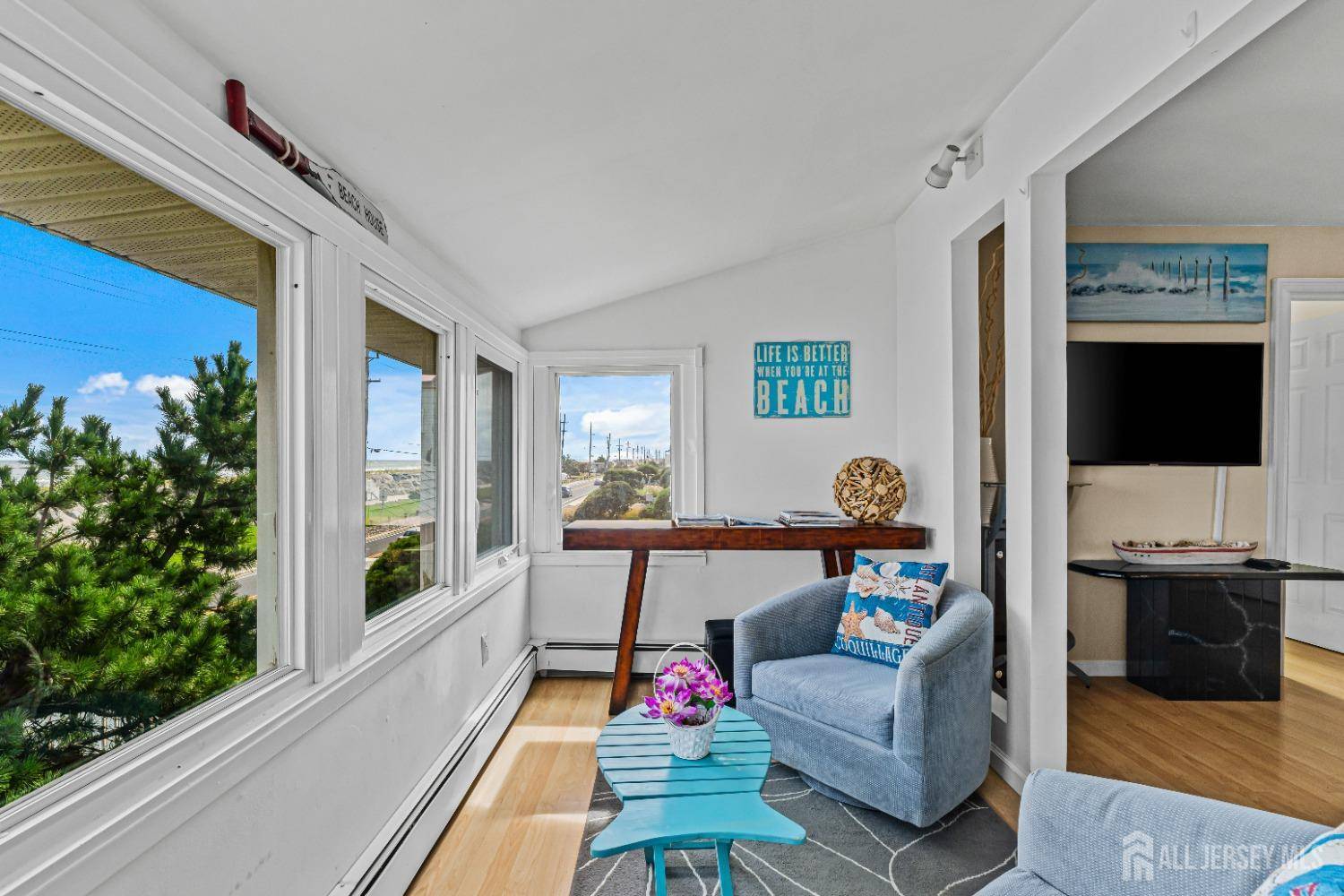 Sea Bright, NJ 07760,164 Ocean AVE #2