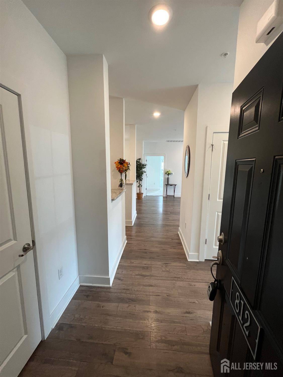 812 Stiller LN, Monroe, NJ 08831