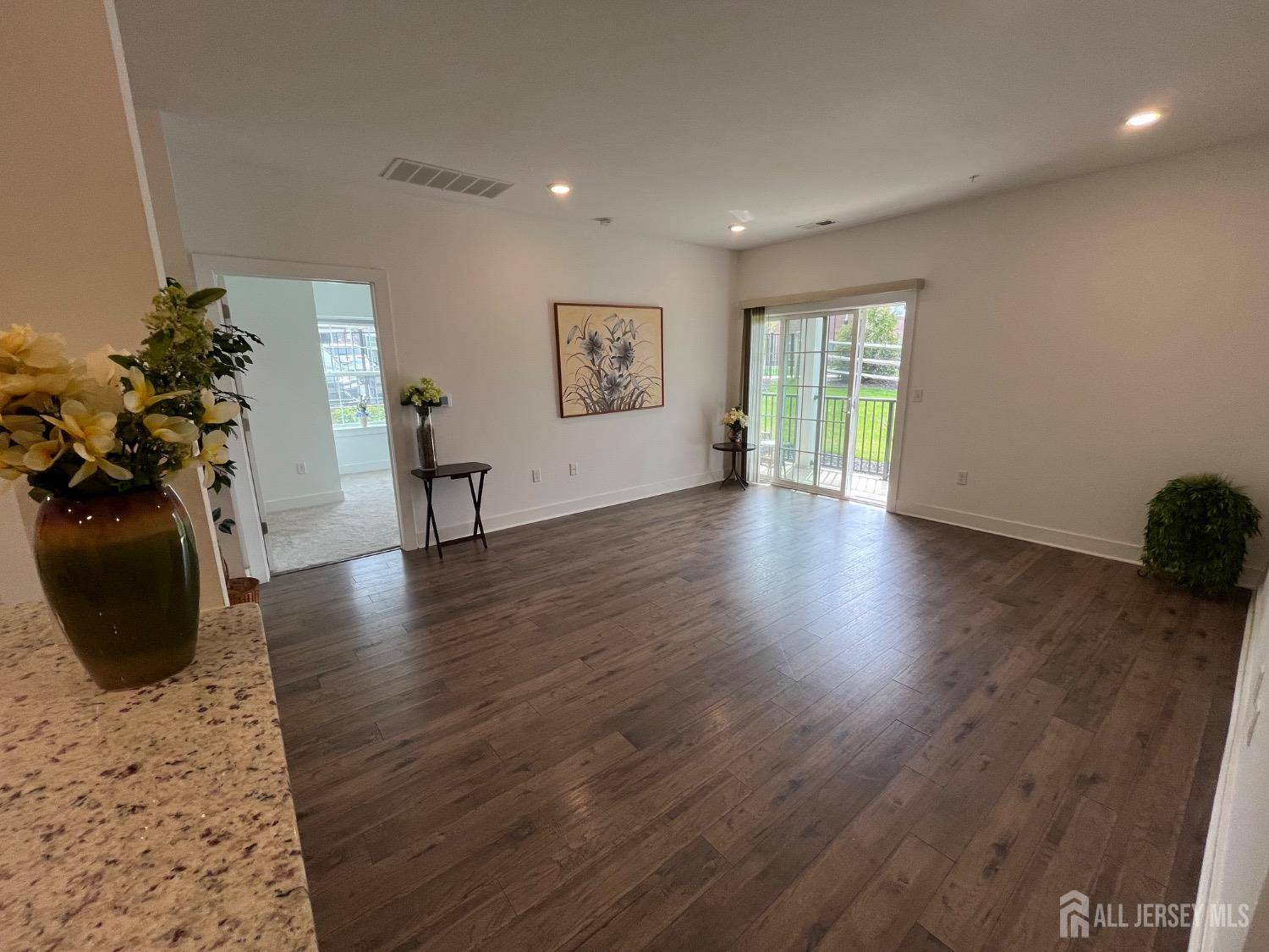 Monroe, NJ 08831,812 Stiller LN