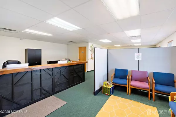 Barnegat, NJ 08005,249 S Main ST #6