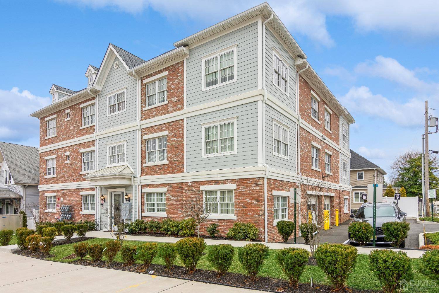 South Amboy, NJ 08879,361 Main ST #104
