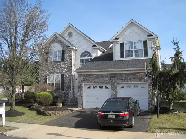 18 SEMINOLE CT, Monroe, NJ 08831