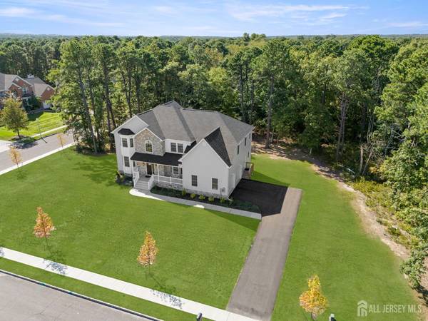 135 Pergola AVE, Monroe, NJ 08831