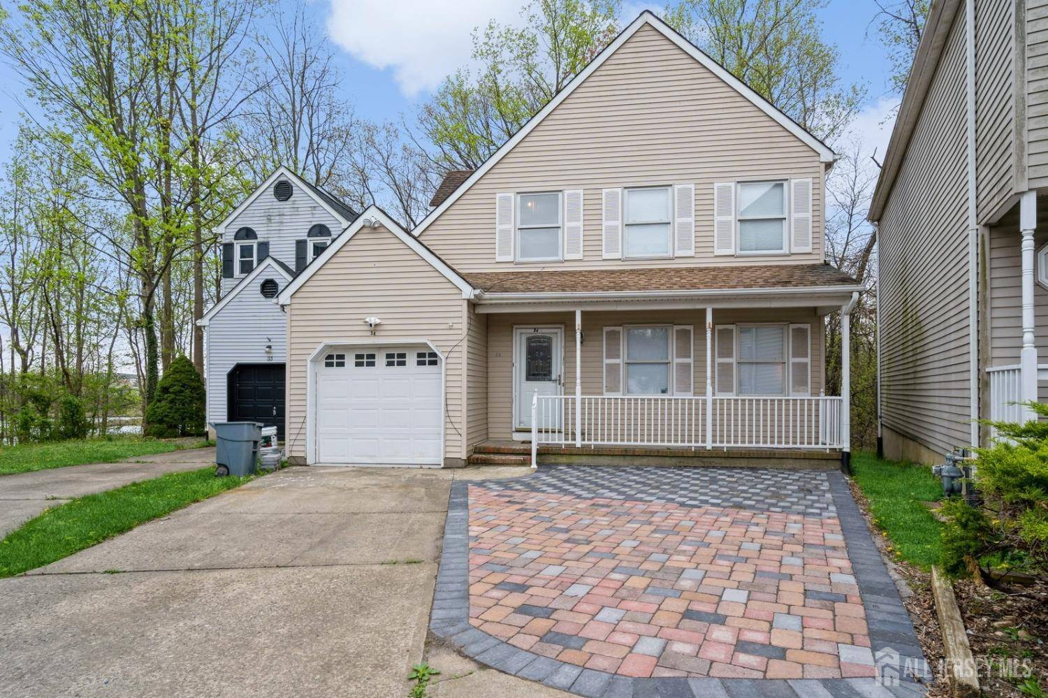 34 Oak Knoll DR, Matawan, NJ 07747