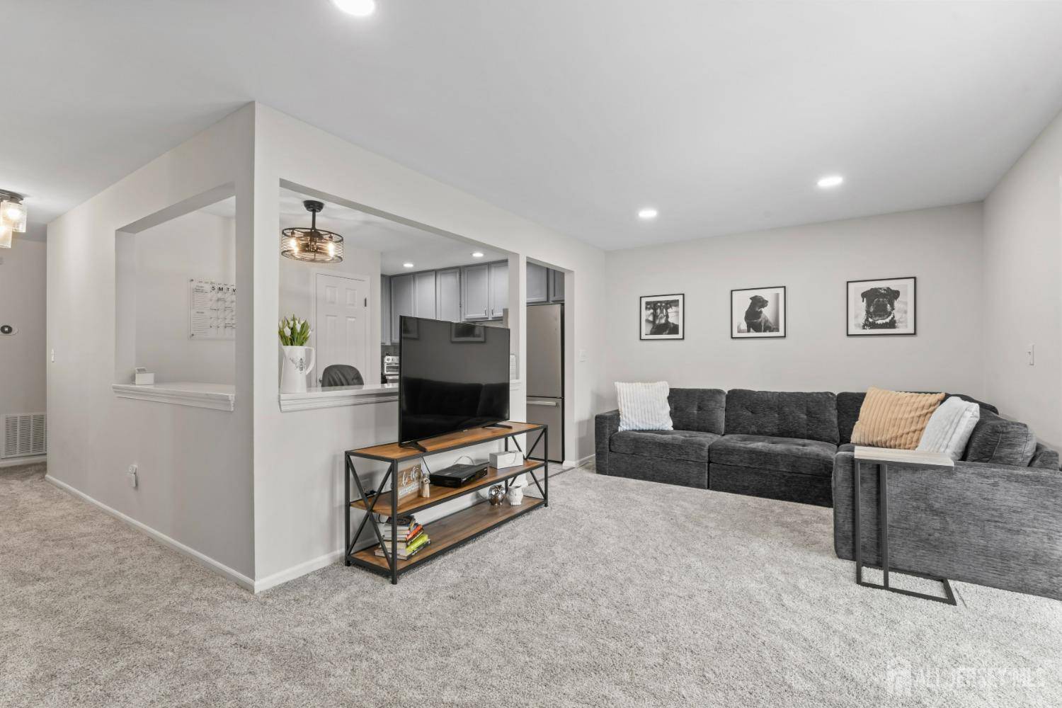 4107 Birchwood CT, North Brunswick, NJ 08902