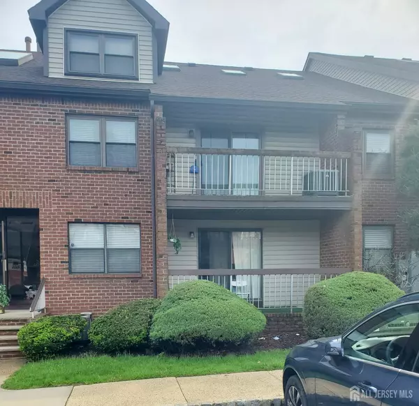 112 Beverly Hill TER #H,  Woodbridge Proper,  NJ 07095
