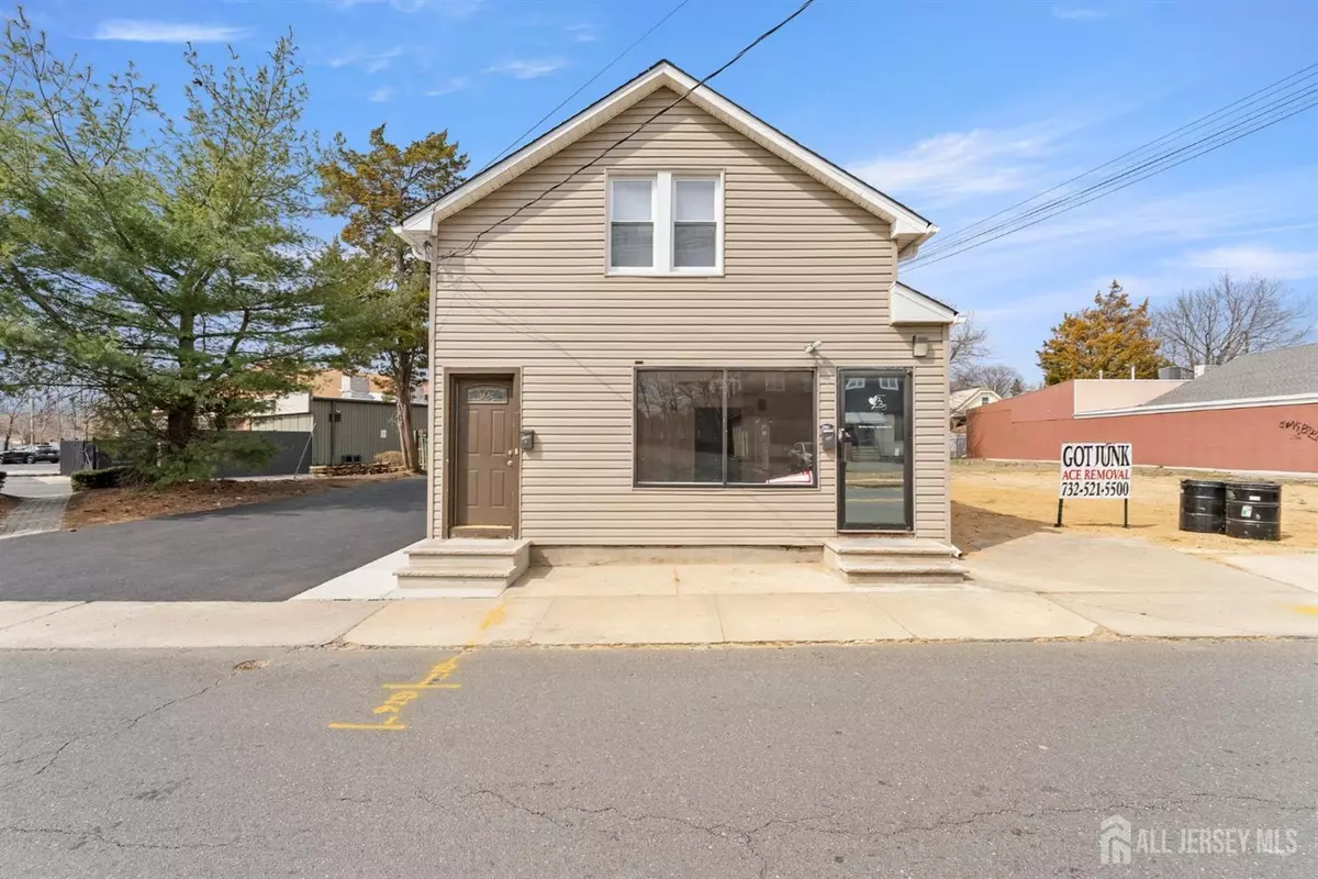 Spotswood, NJ 08884,320 Main ST