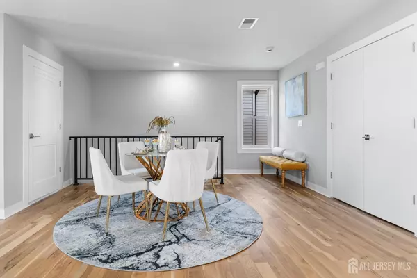 Linden, NJ 07036,908 S Park AVE