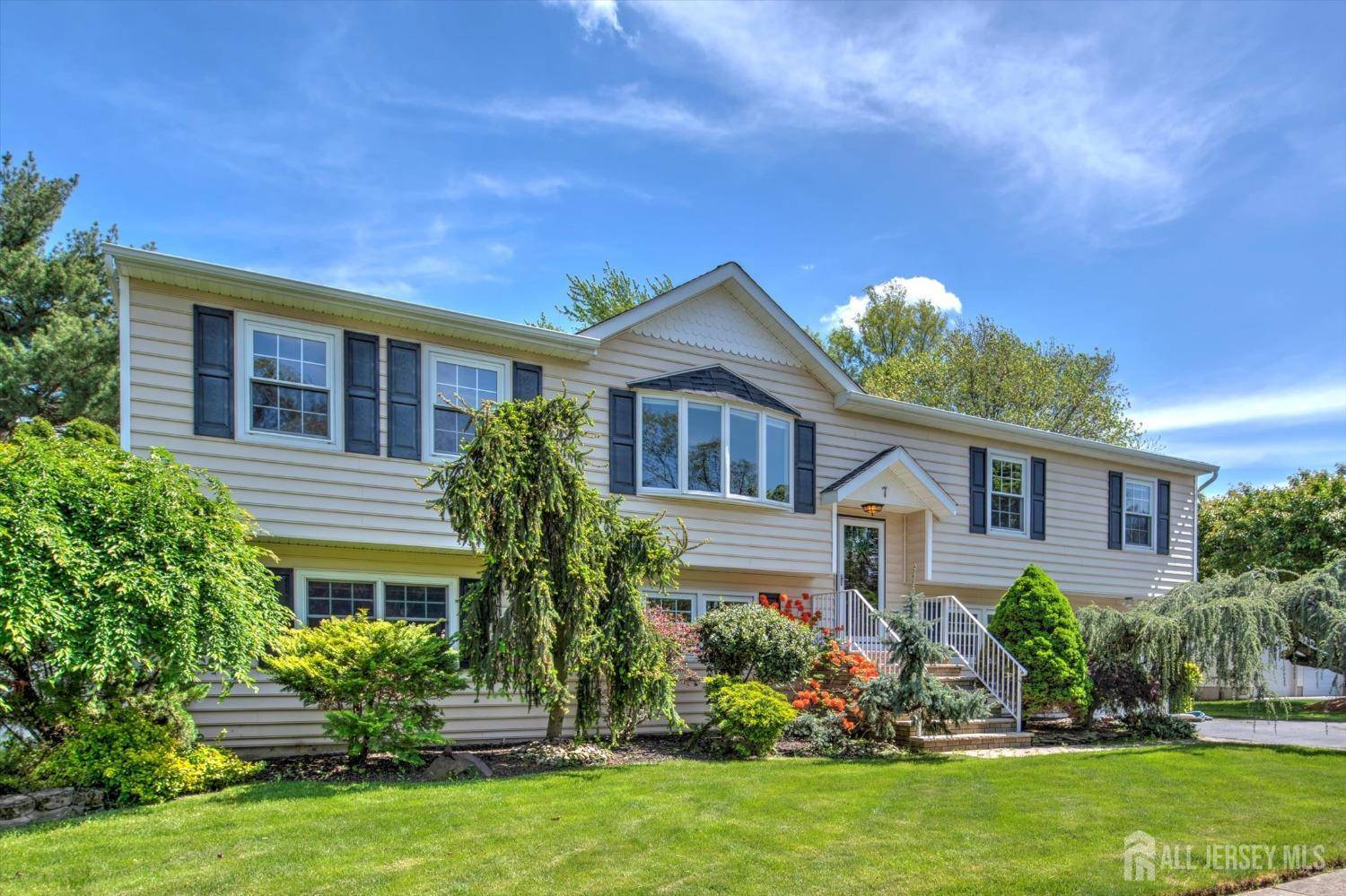 Jamesburg, NJ 08831,7 Mill RD