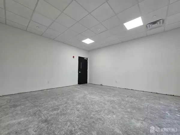 374 Green ST Woodbridge Proper, NJ 07095