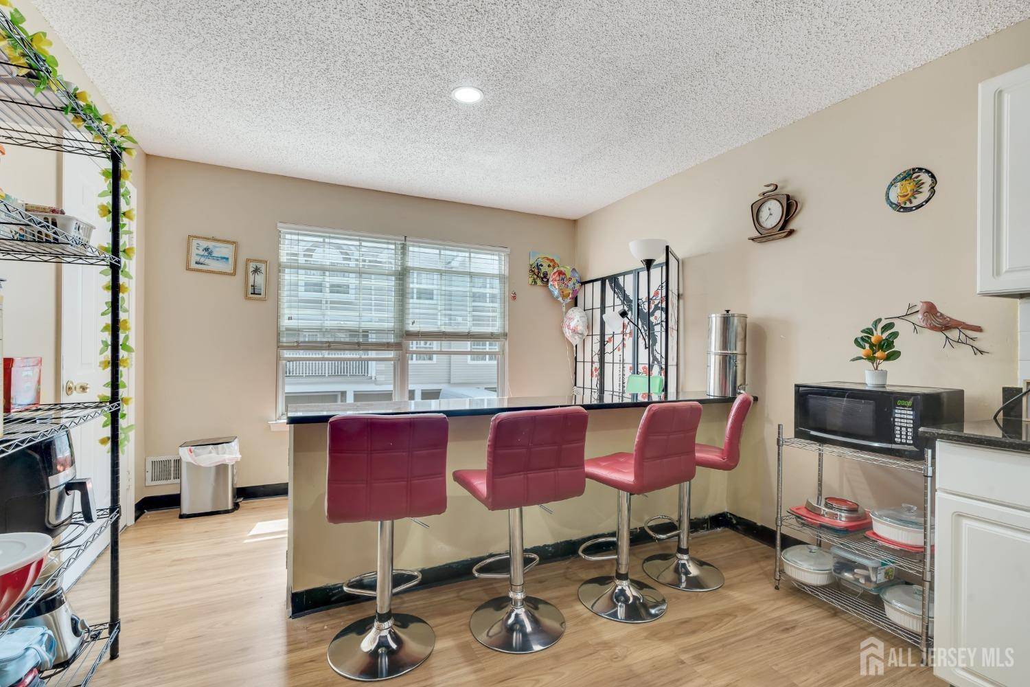 Edison, NJ 08820,55 Guisborough WAY