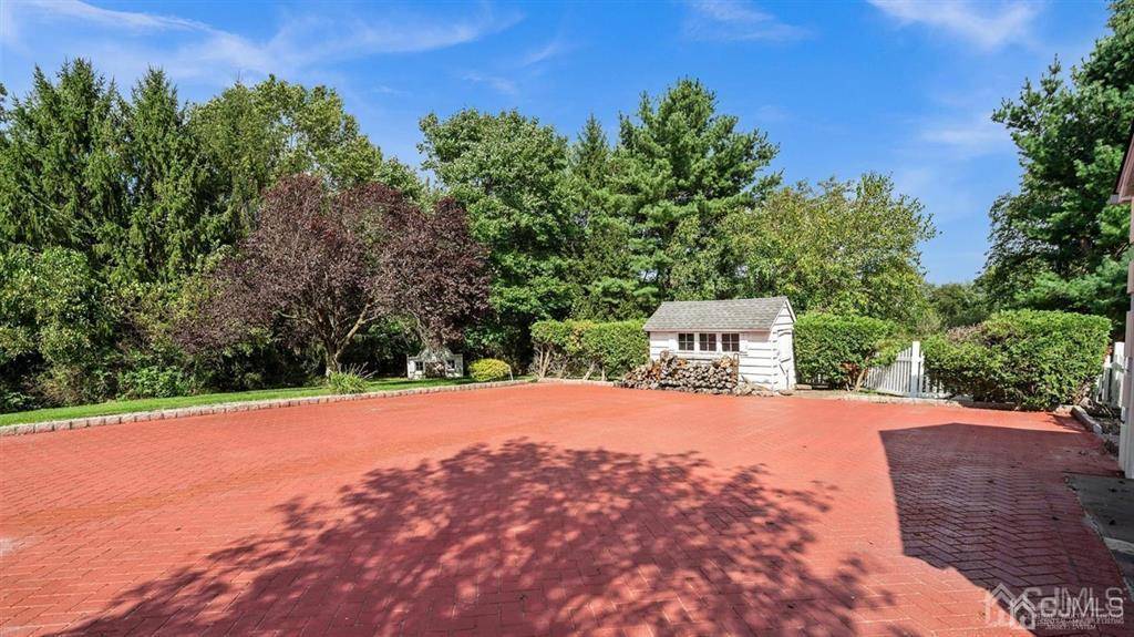 Cranbury, NJ 08512,93 Petty RD